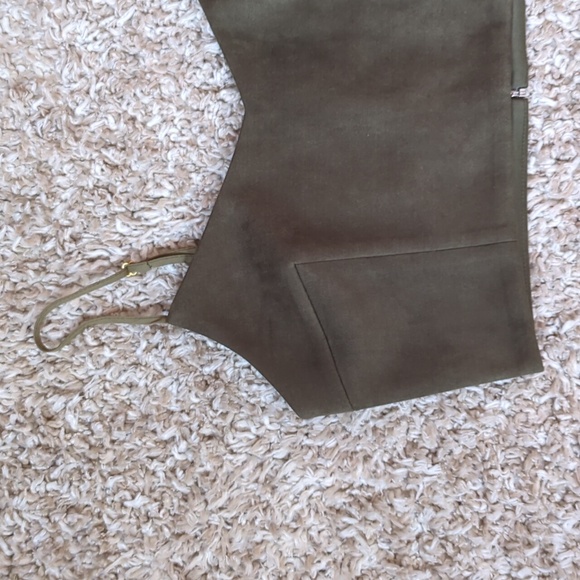 Forest green pencil skirt and crop top set - Picture 2 of 8